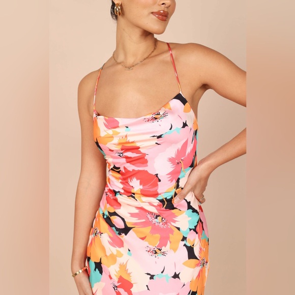 Petal & Pup: POSSE MIDI SLIP DRESS - PINK FLORAL - Picture 4 of 5